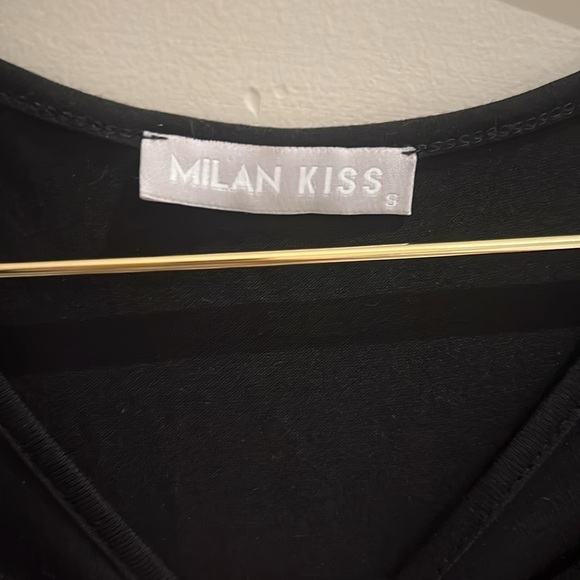 Pearl Cut Out Top - Picture 3 of 5